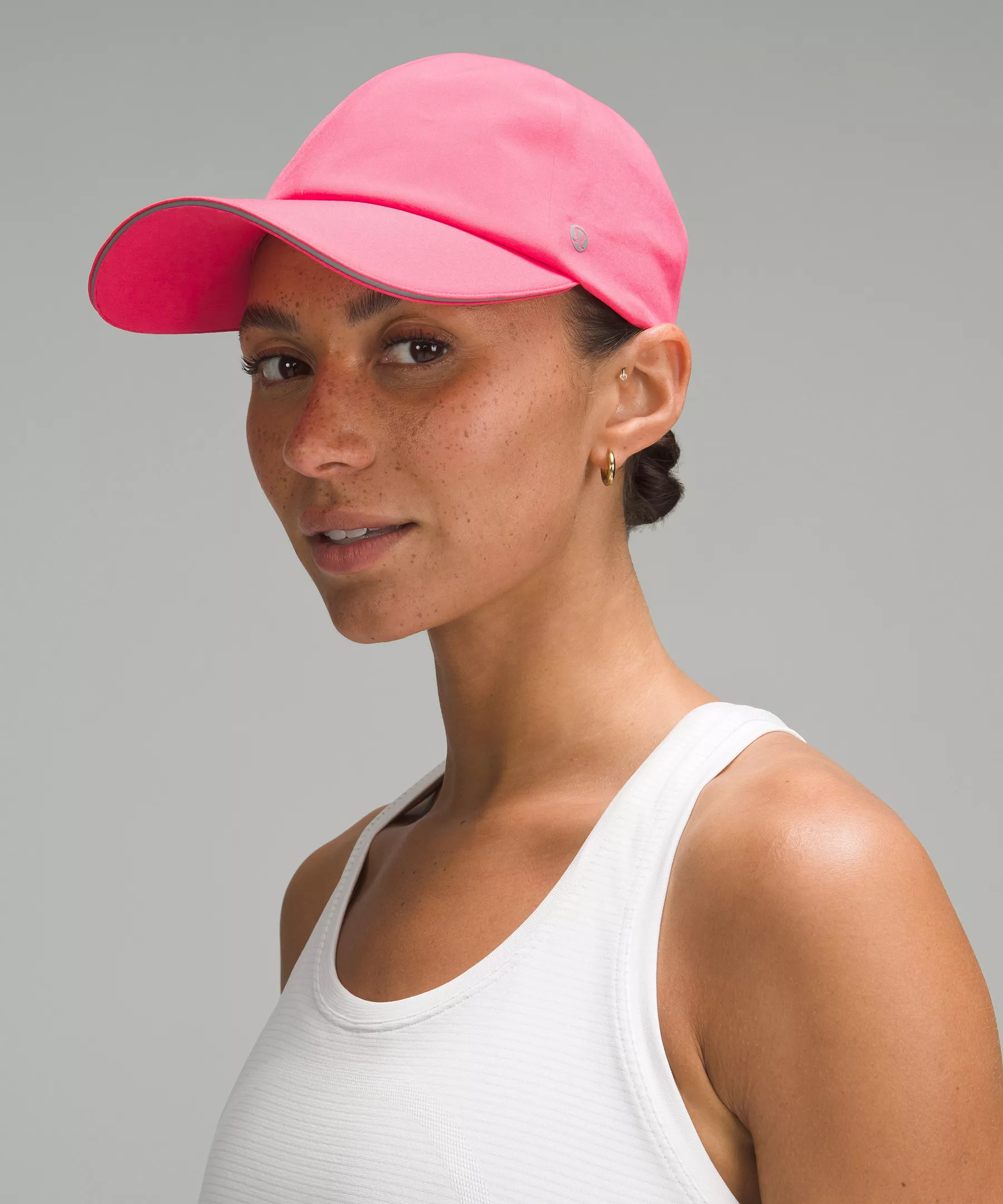 Women's Fast and Free Running Hat lip gloss