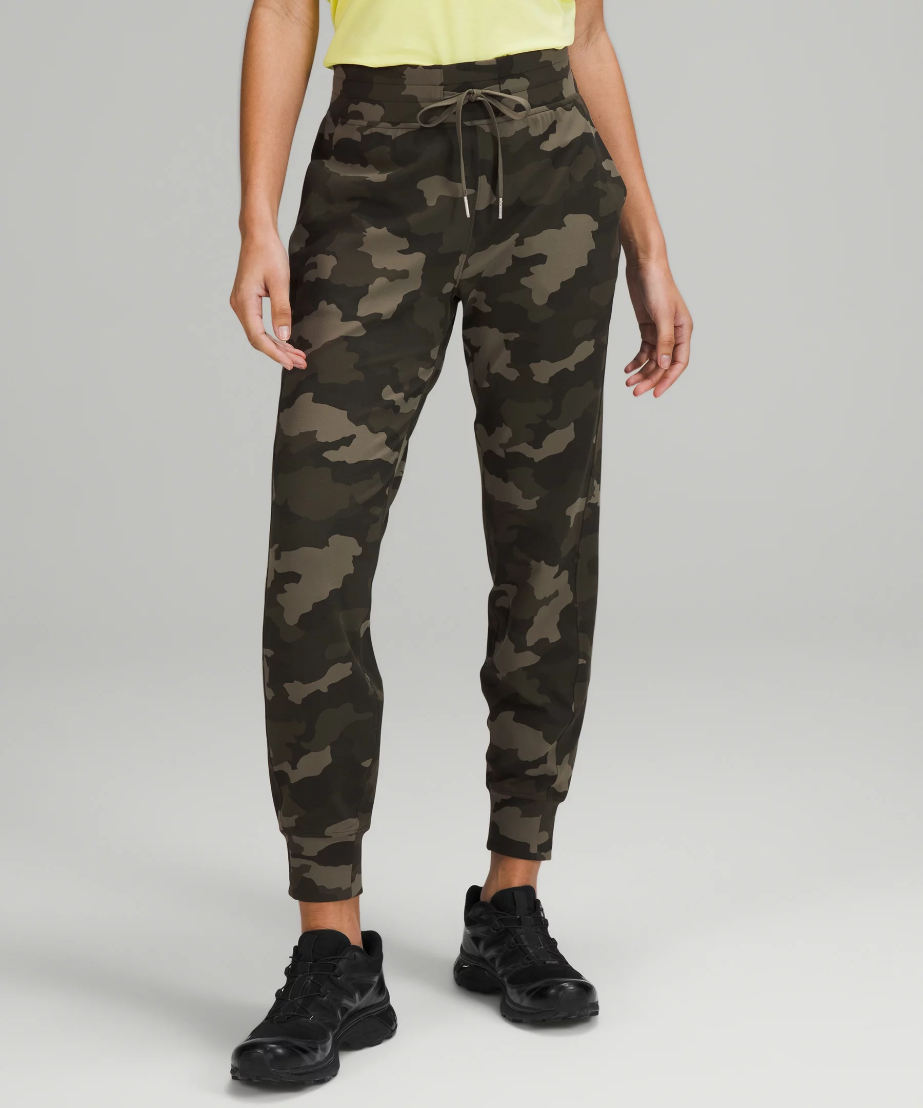 Ready to Rulu Classic-Fit High-Rise Jogger *Full Length Heritage 365 Camo Medium Olive Multi