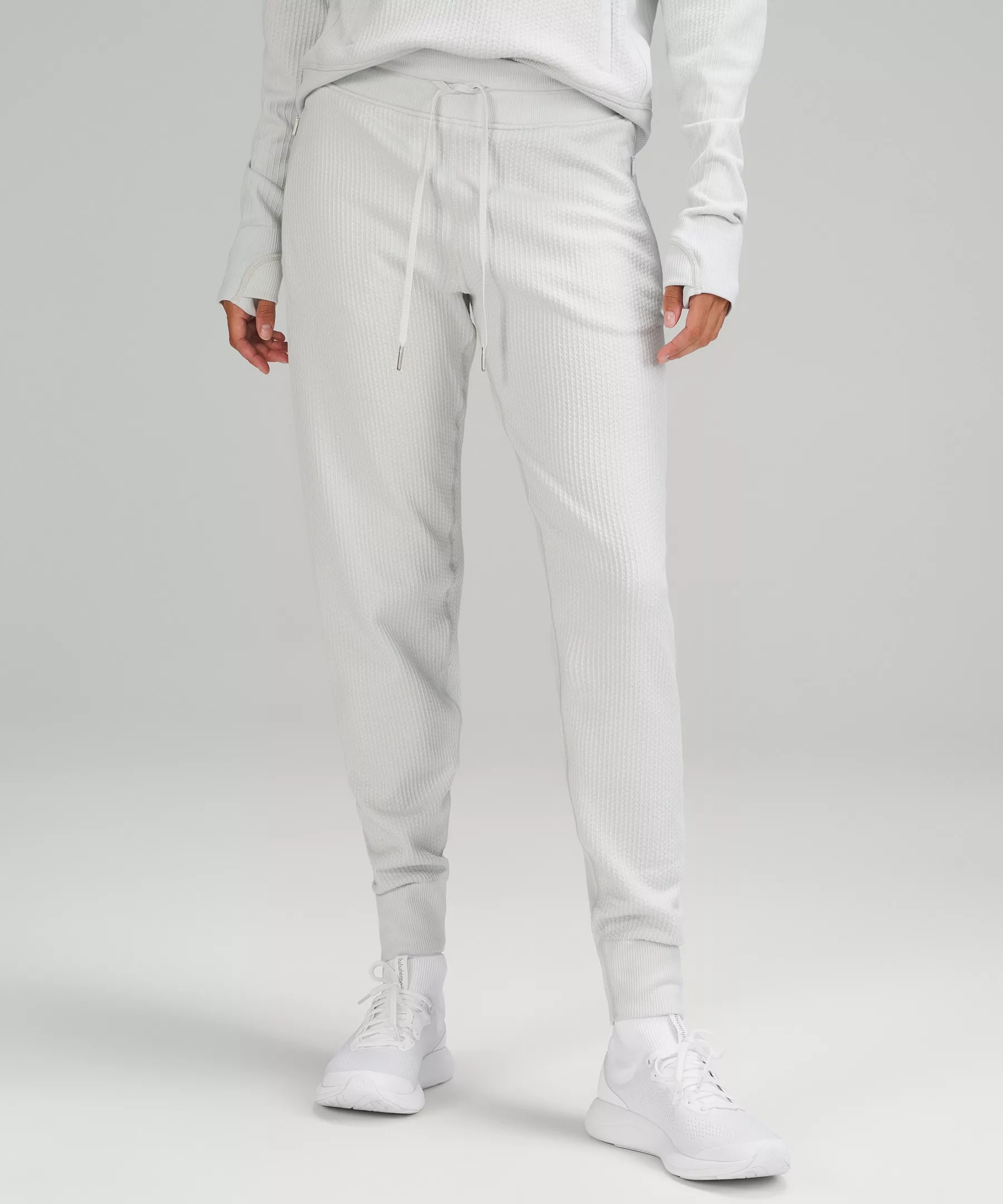 Engineered Warmth Relaxed Fit Jogger *Full Length Vapor/White
