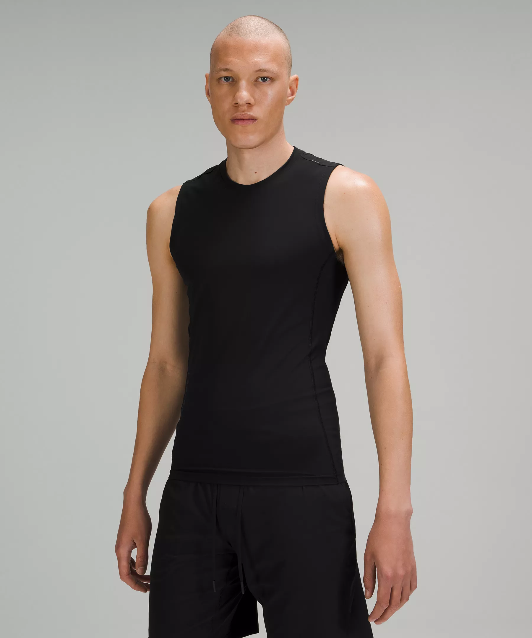 Vital Drive Training Sleeveless Shirt *Online Only Black