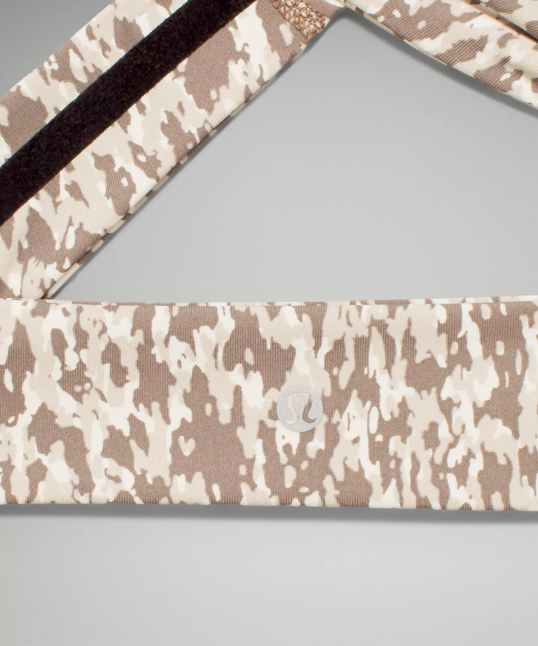 Women's Fly Away Tamer Headband Leopard Camo White Opal Multi