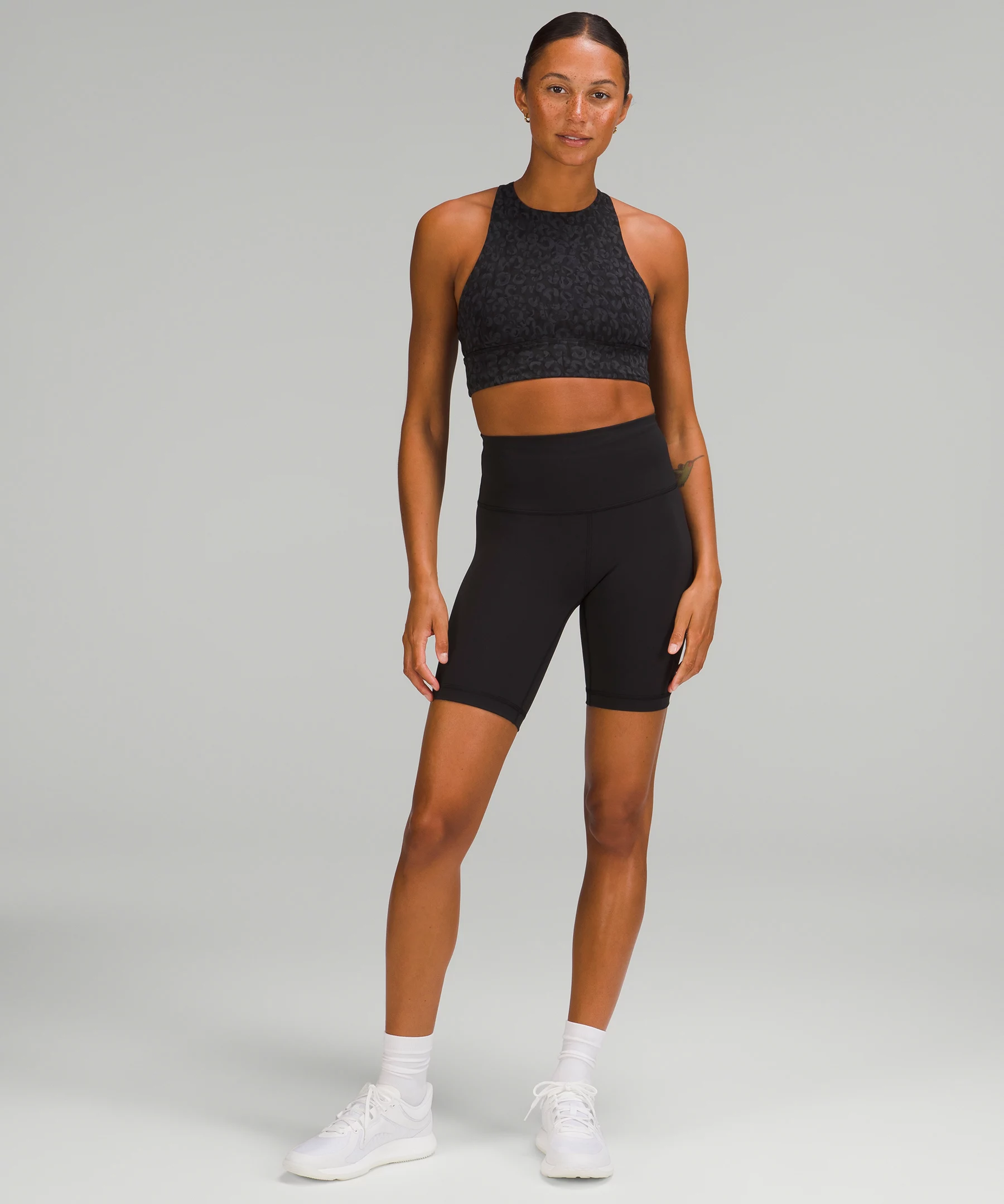 Wunder Train High-Rise Short 8