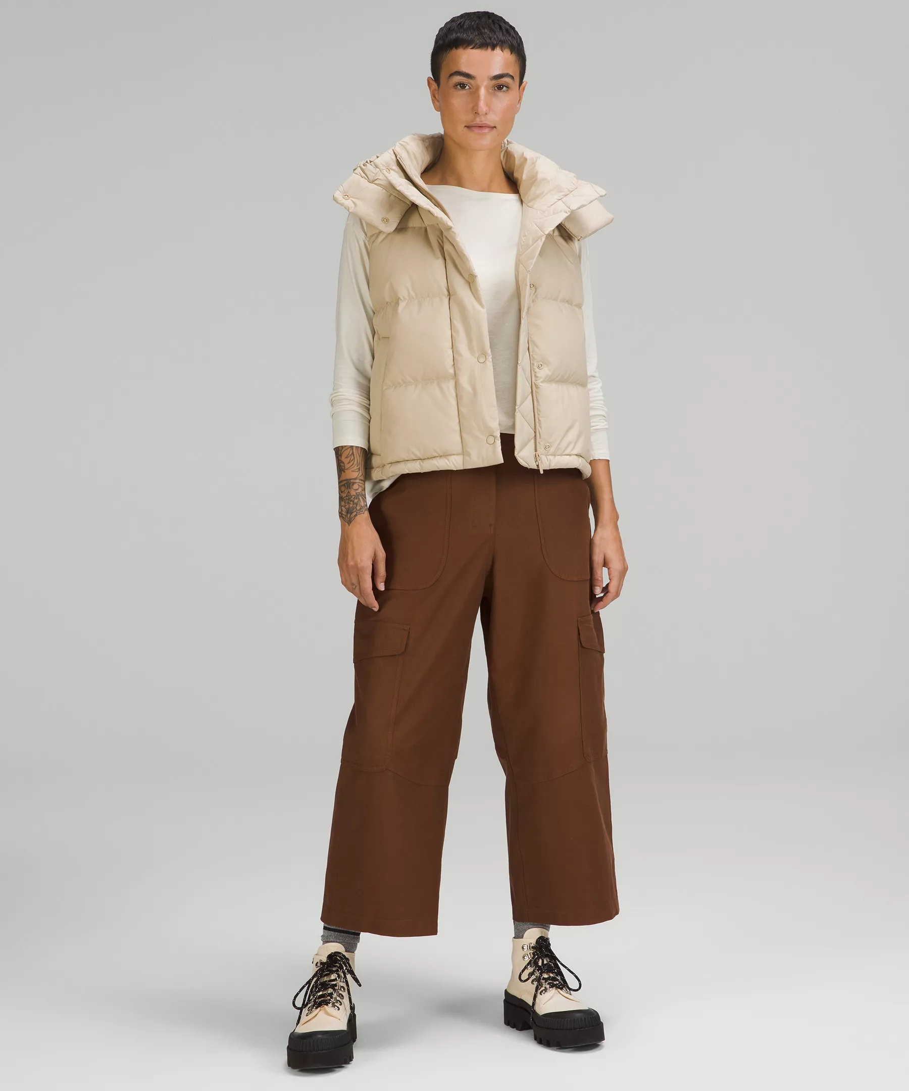 Light Utilitech Cargo Pocket High-Rise Cropped Pant  Roasted Brown