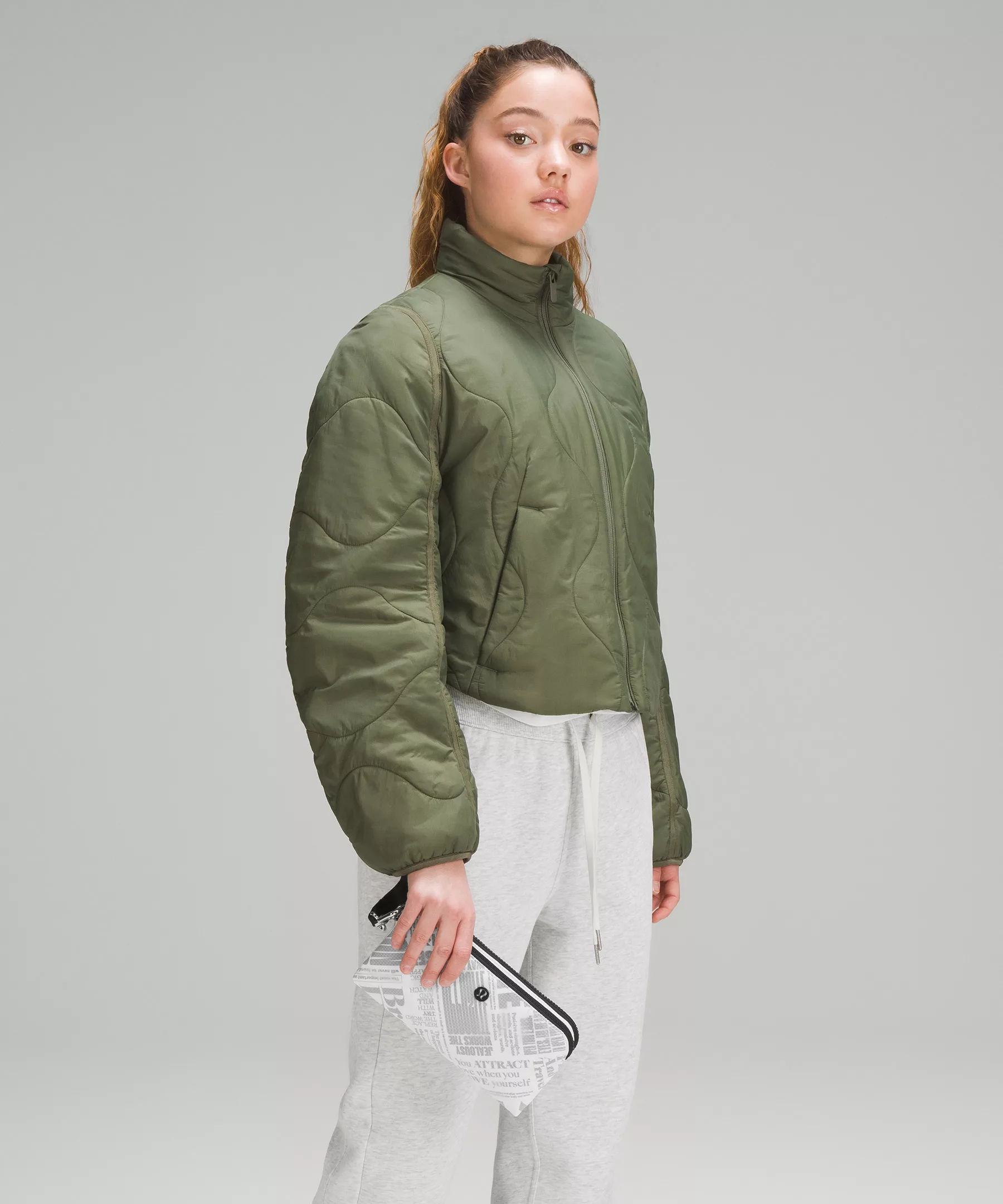 Curved Wristlet *Manifesto Print white/black