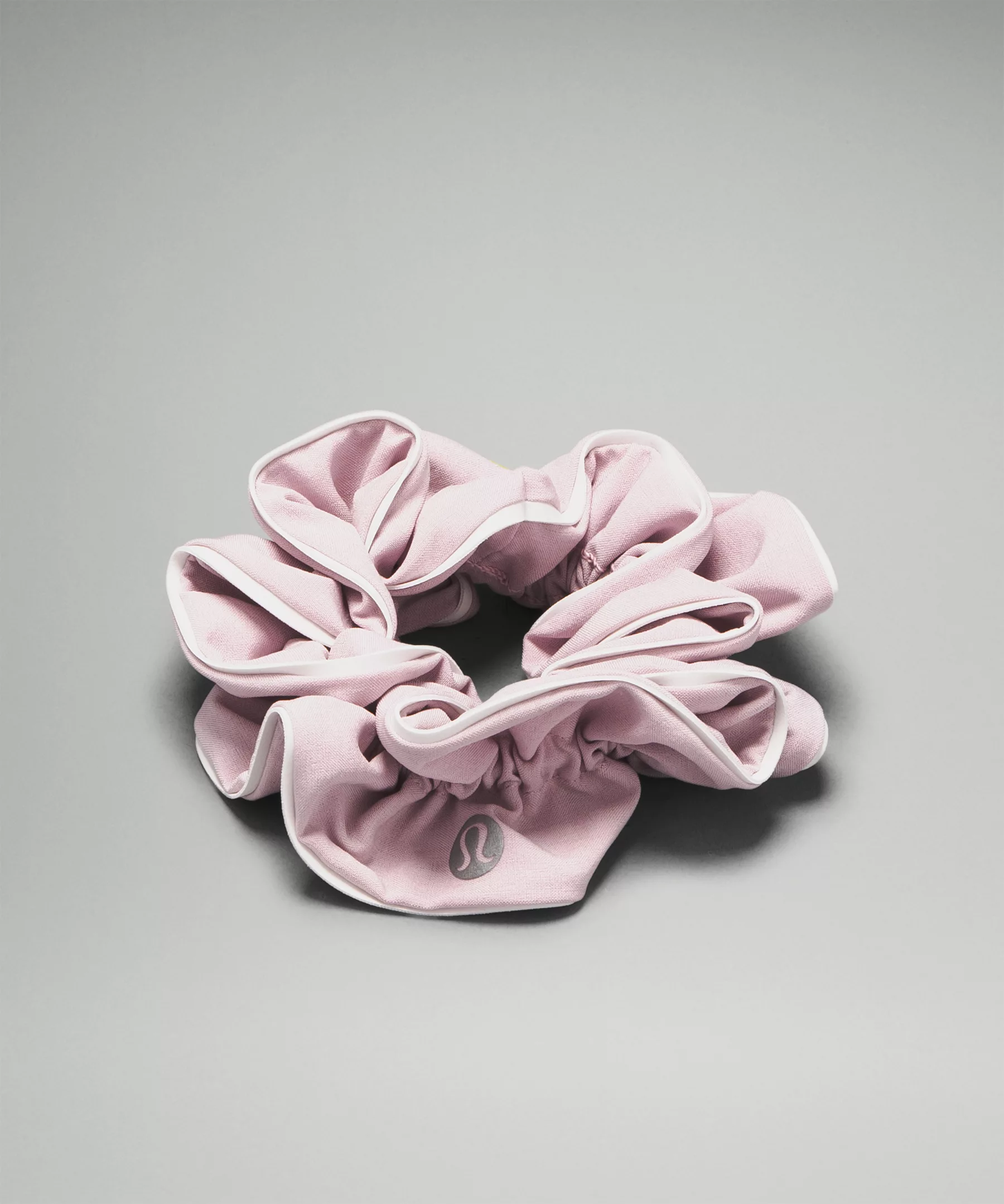 Reflective Scrunchie Pink Peony
