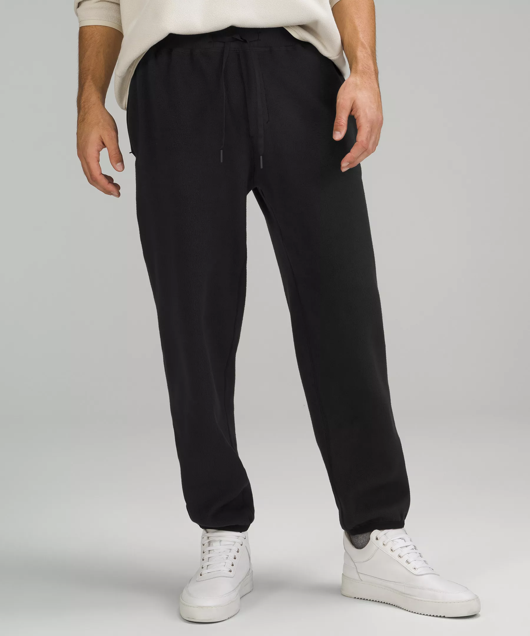 Classic-Fit Fleece Jogger *Online Only Black