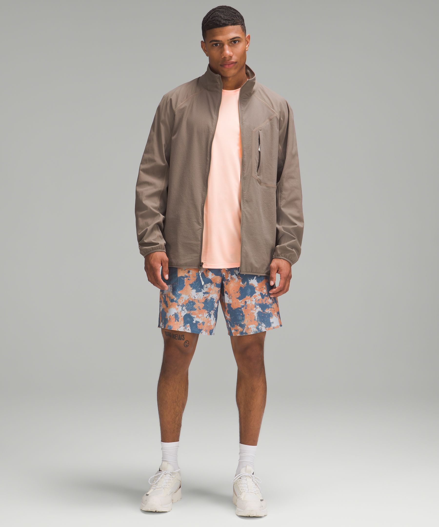 Water-Repellent Hiking Short 8