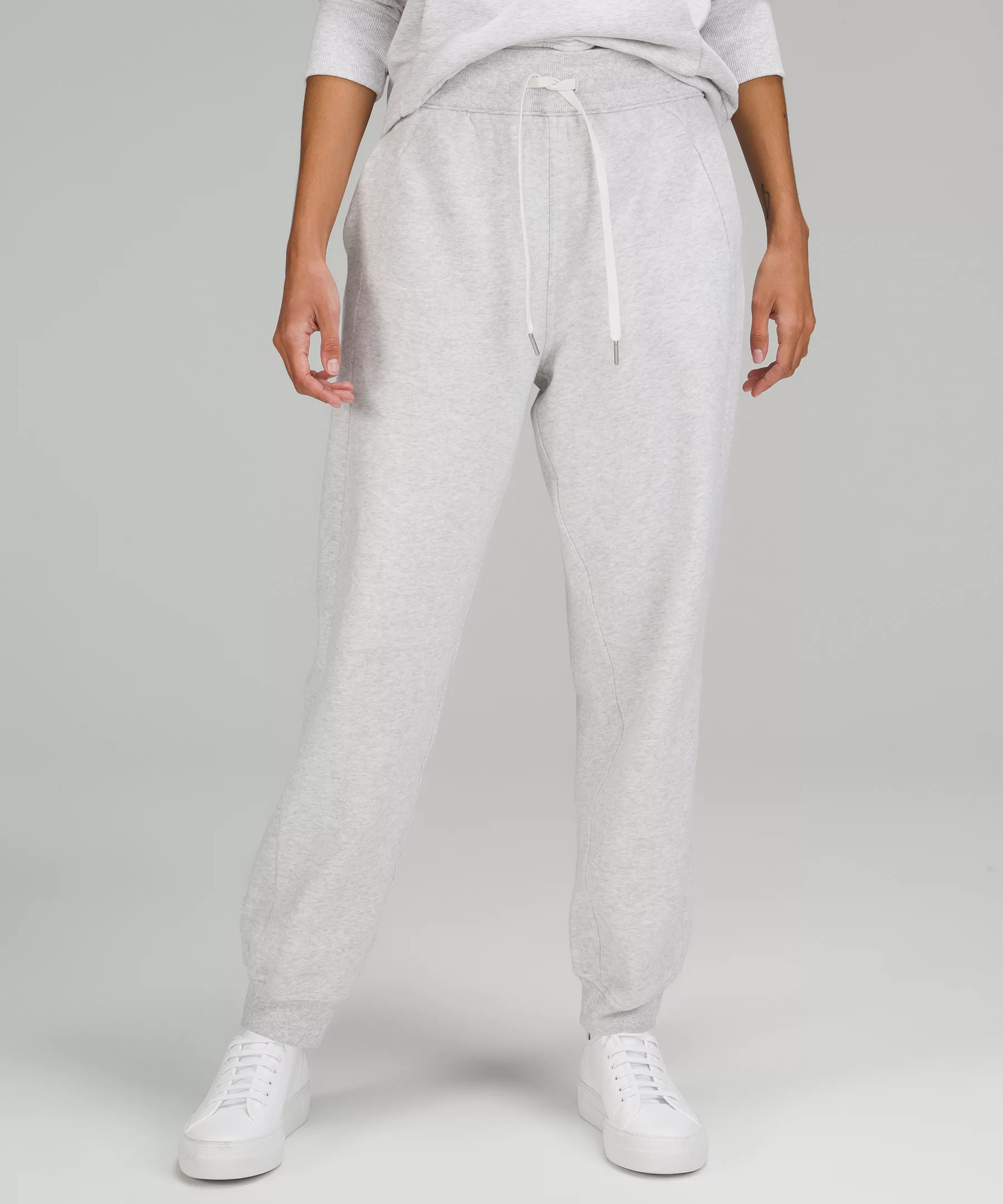 Scuba High-Rise Relaxed Jogger *Full Length Heathered Core Ultra Light Grey
