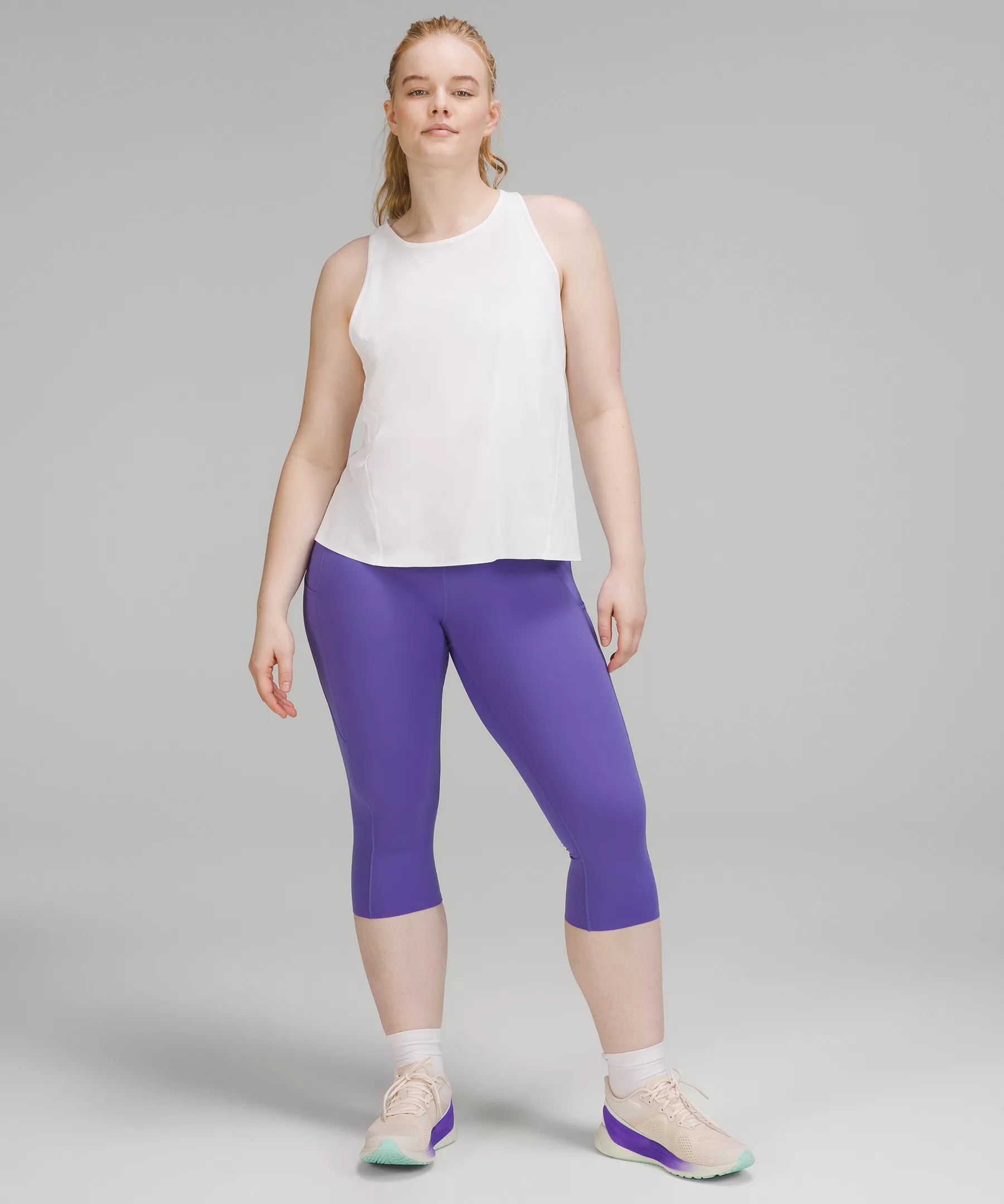 Fast and Free High-Rise Crop 19