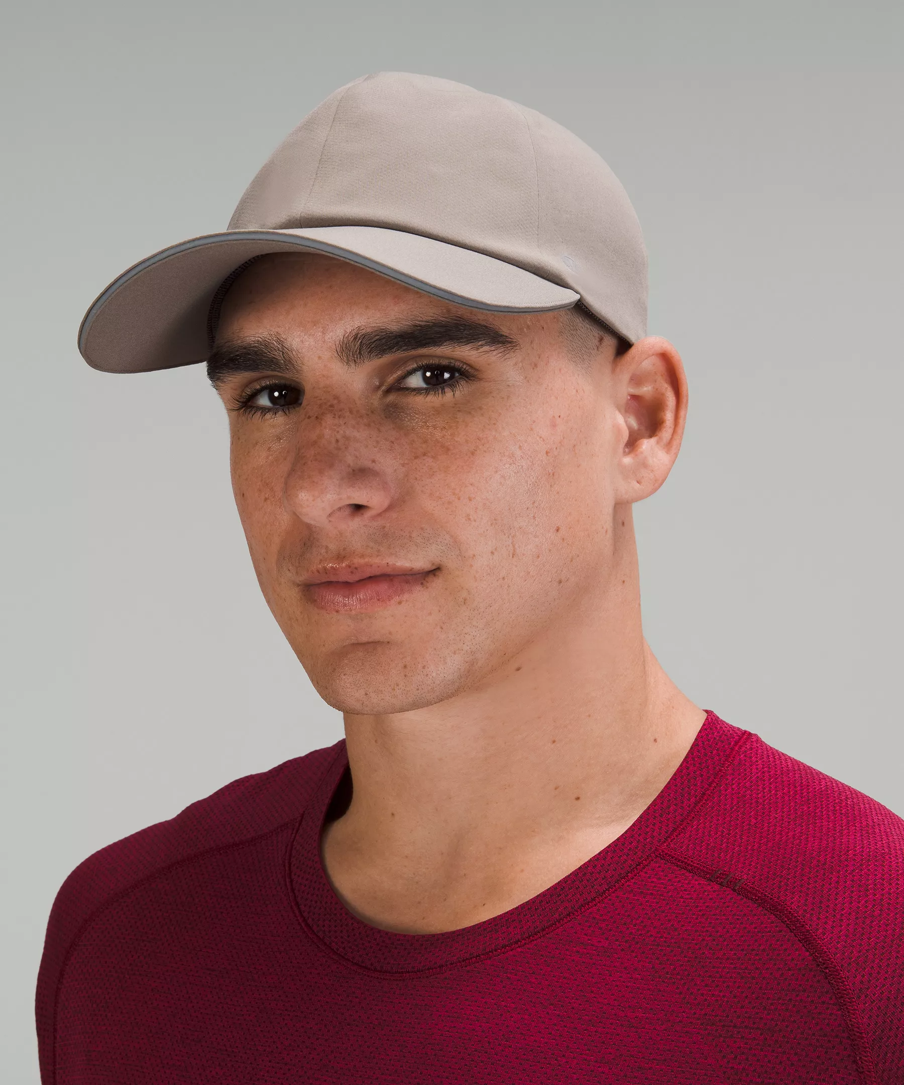 Men's Fast and Free Running Hat Carbon Dust