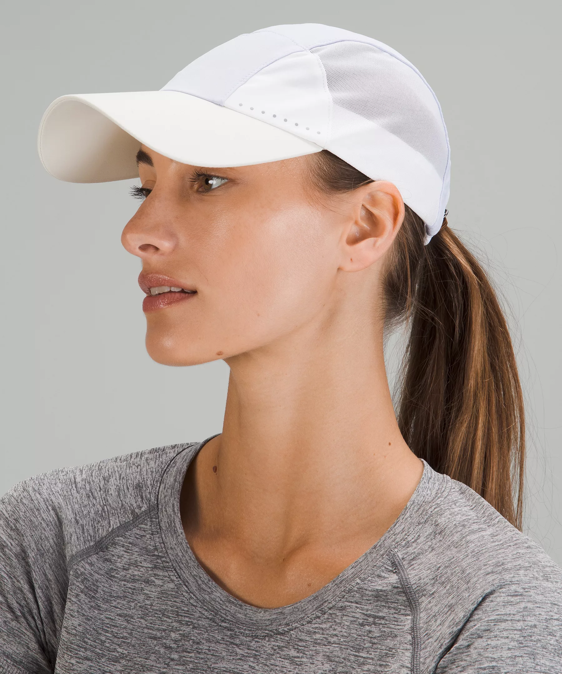 Women's Fast and Free Running Hat Elite *Online Only Blissful Blue/Bone/White