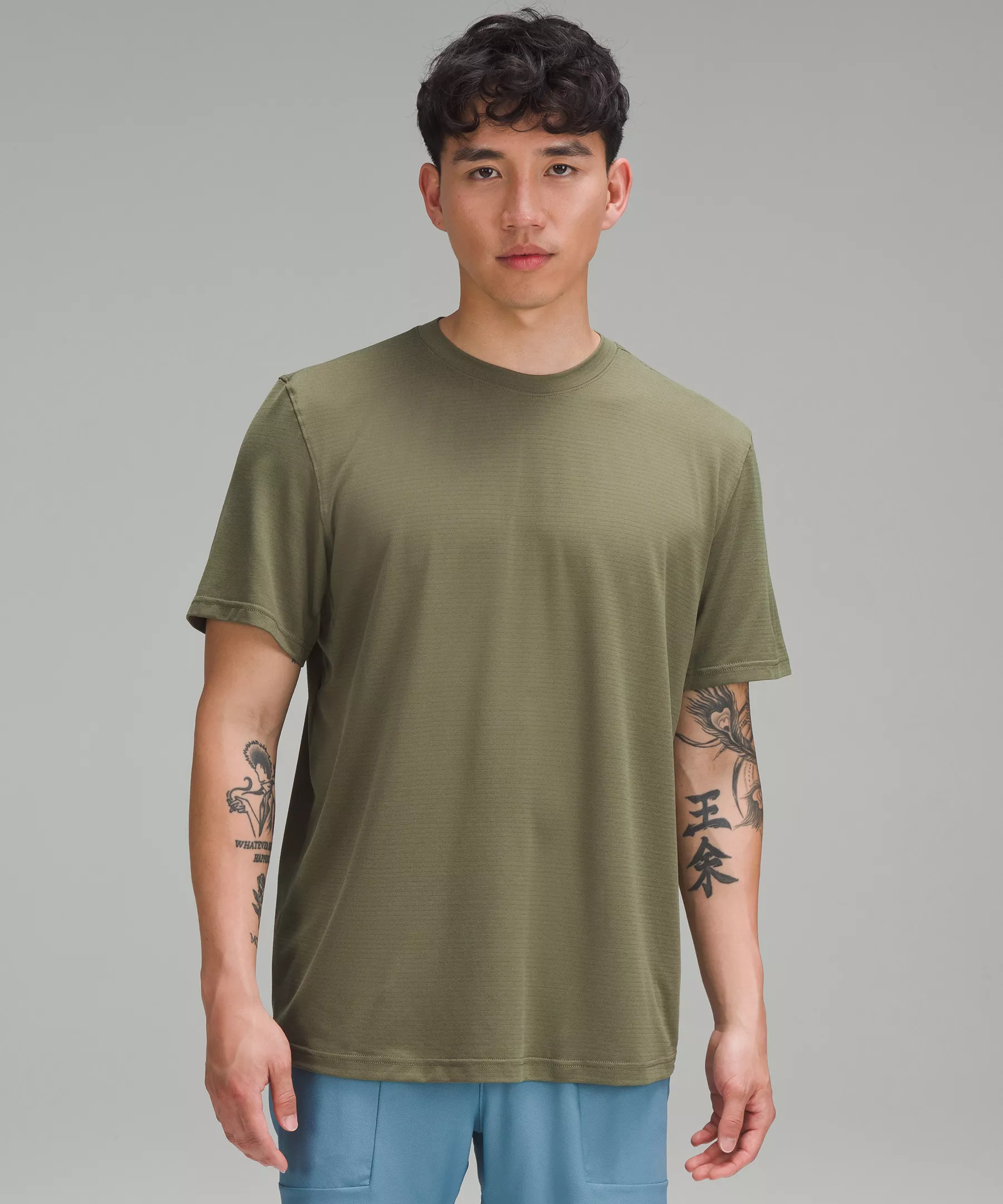 License to Train Relaxed Short-Sleeve Shirt Medium Olive