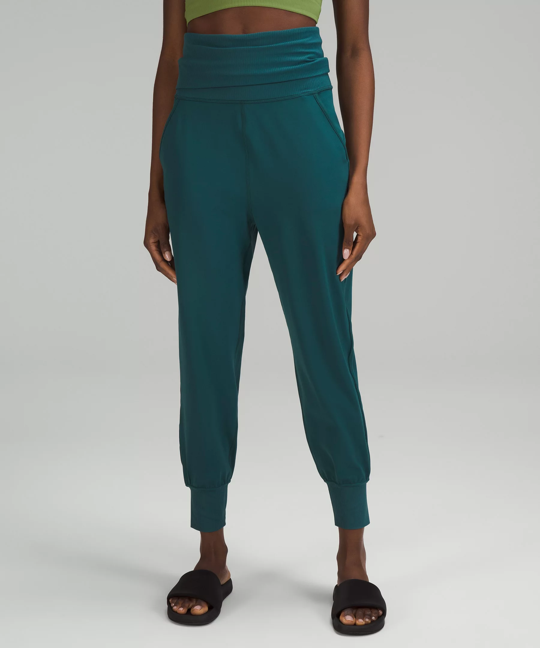 lululemon Align™ Super-High-Rise Ribbed-Waist Jogger *Full Length Online Only Green Jasper