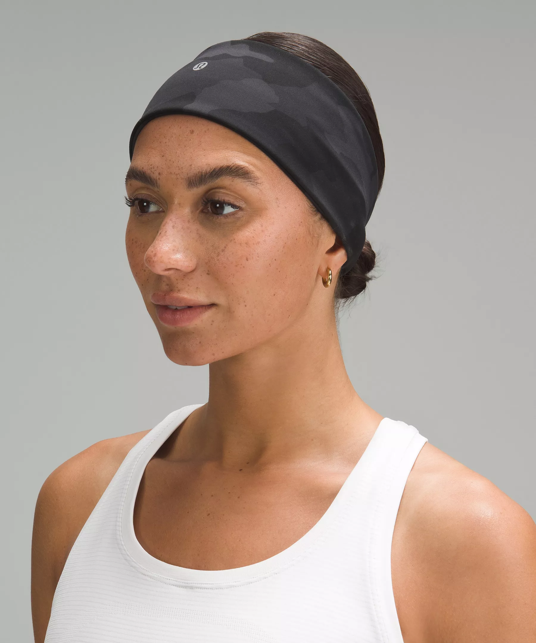 Women's Wunder Train Wide Headband Heritage 365 Camo Deep Coal Multi