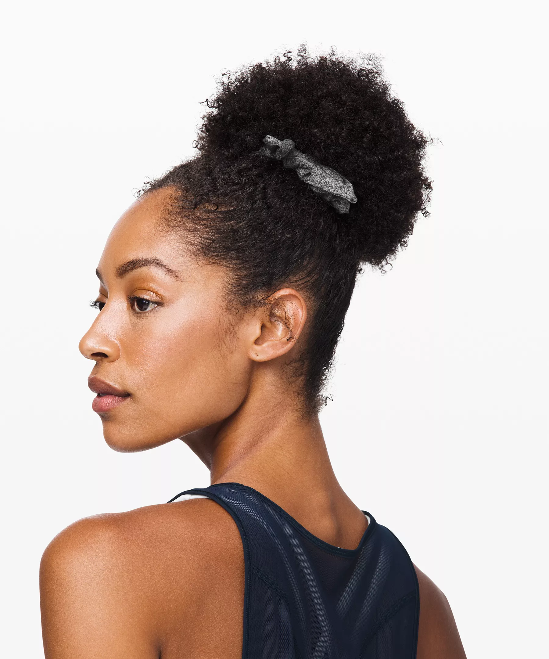 Uplifting Scrunchie *Bow heather lux multi black