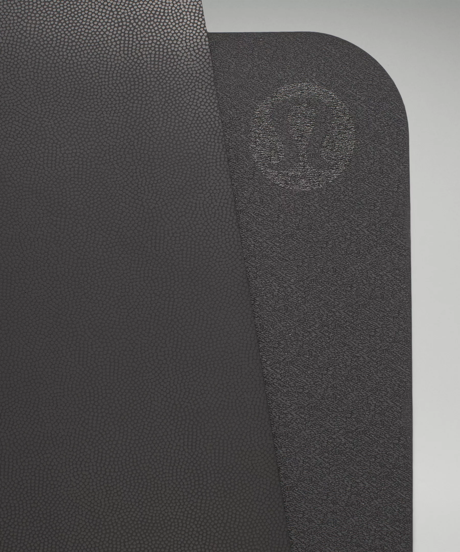 The Mat 5mm Made With FSC™-Certified Rubber *Textured Black