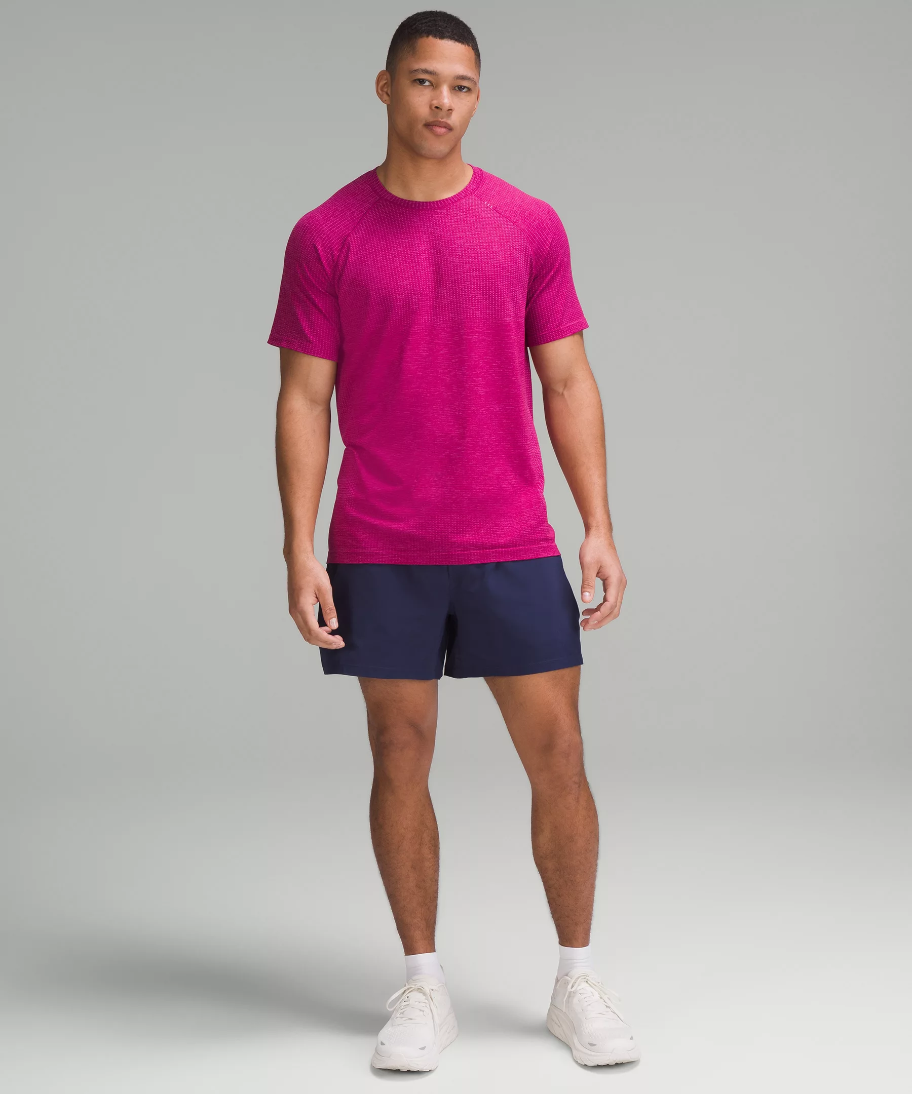 Metal Vent Tech Short-Sleeve Shirt *Updated Sonic Pink/Wild Berry
