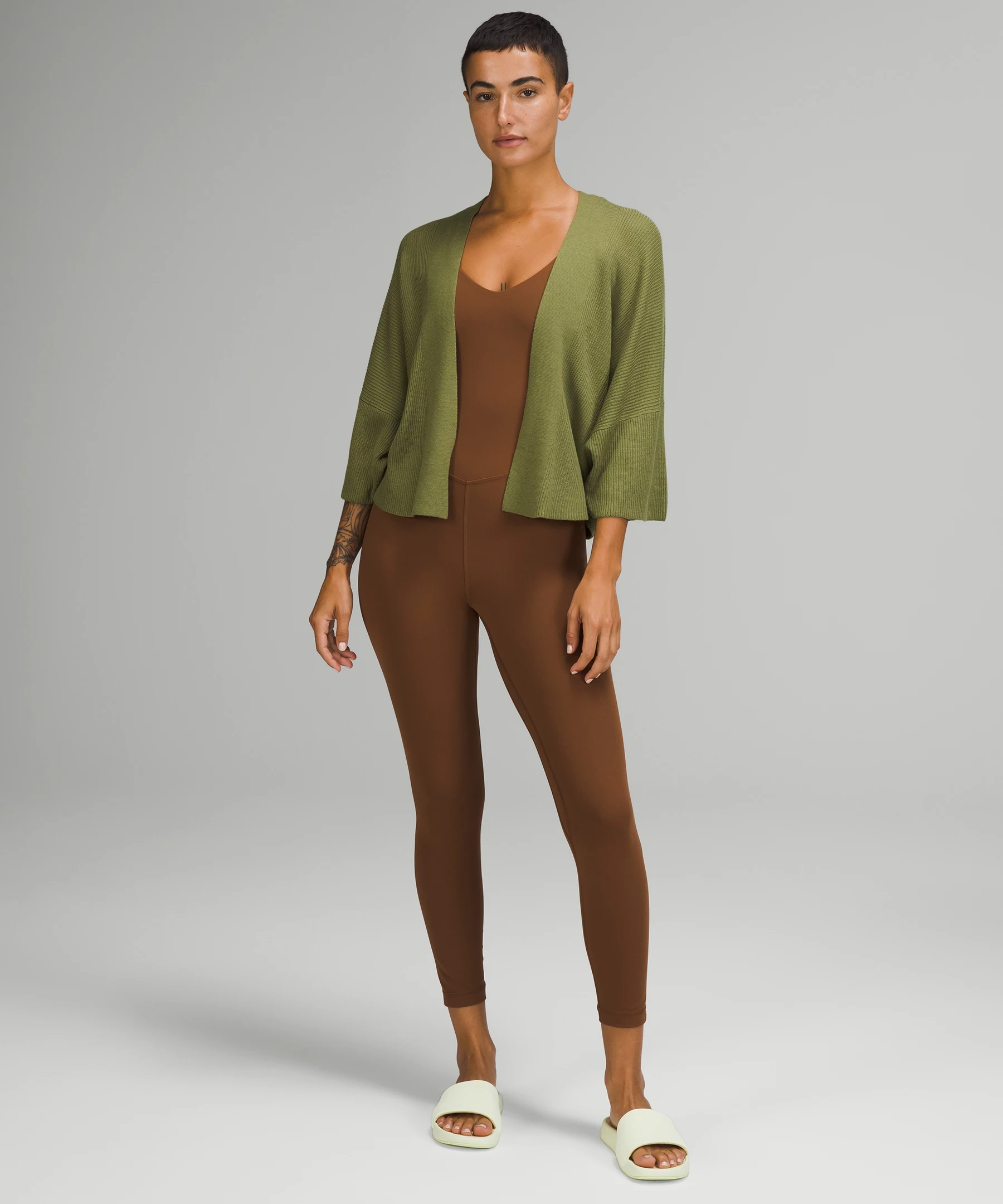 Boxy Cashlu Knit Wrap Bronze Green