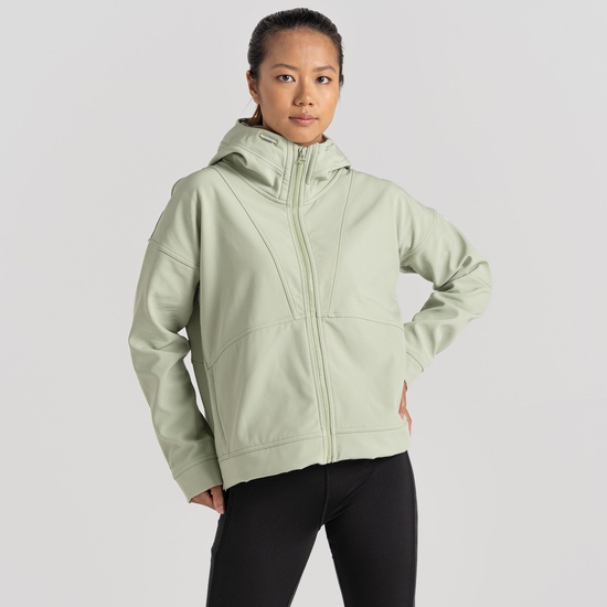 Women's Tyra Softshell Hooded Jacket | Bud Green