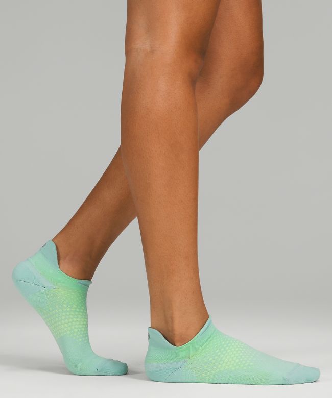 MacroPillow Tab Running Sock Medium Cushioning