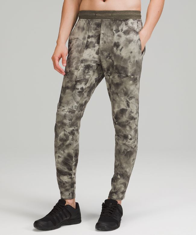 Textured Tech Pant