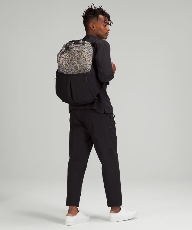 lululemon lab Expandable Large Backpack 34L