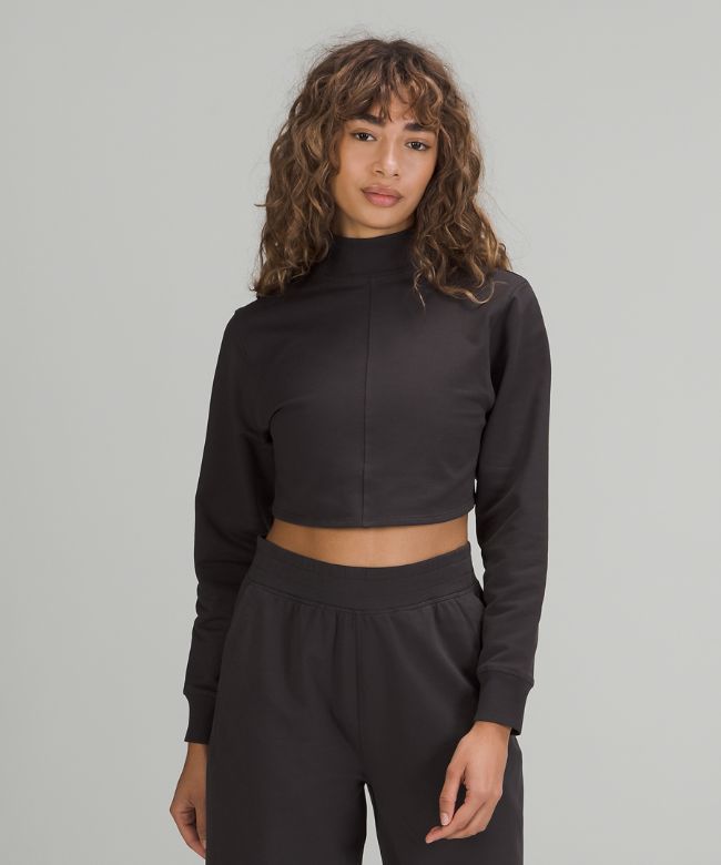 LA Reversible Mock Neck