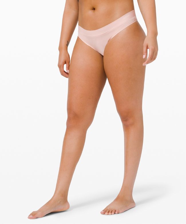 Soft Breathable Low-Rise Thong Underwear