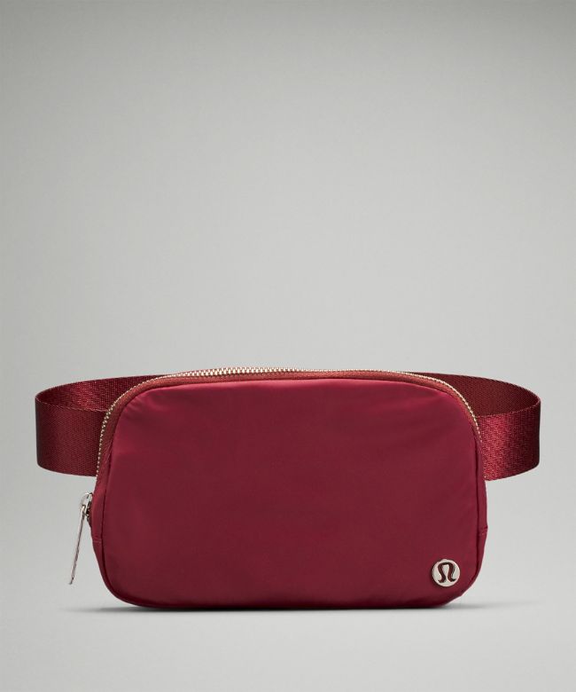 Everywhere Belt Bag