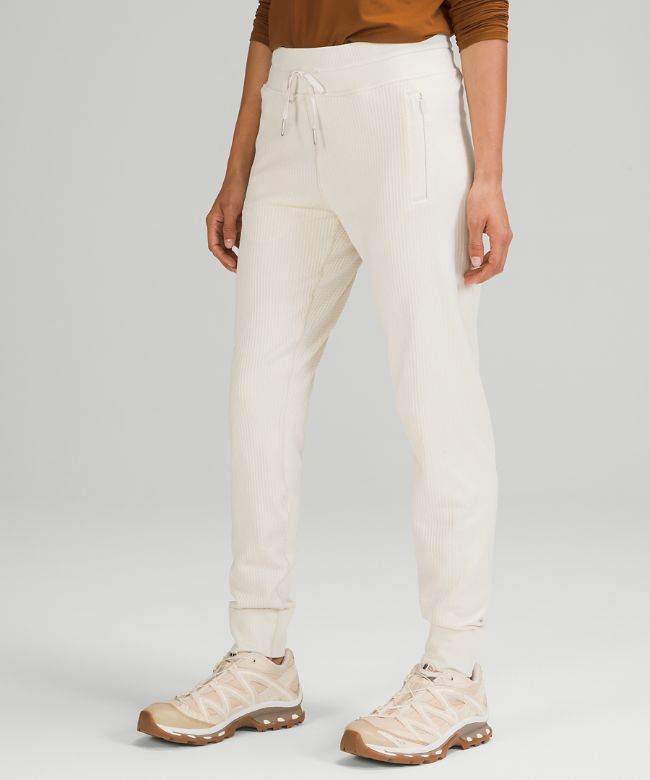 Engineered Warmth Jogger