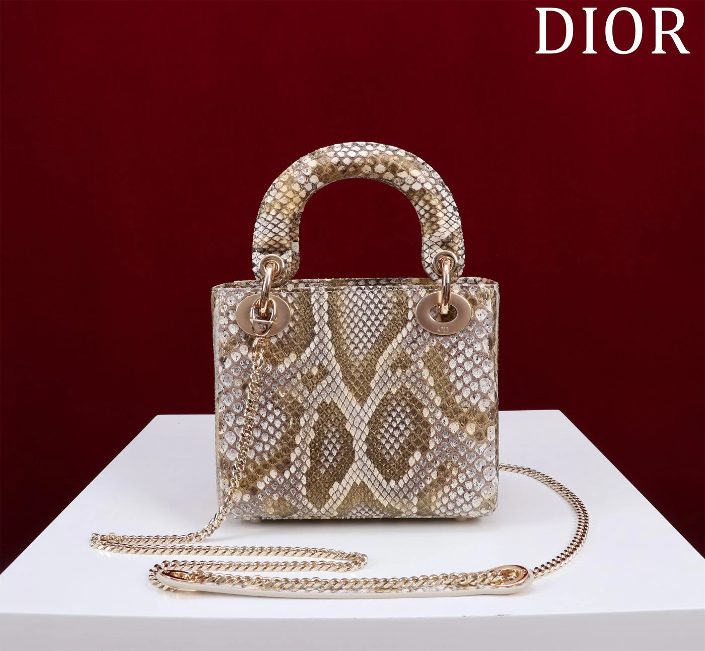 Exquisite leather bags-110