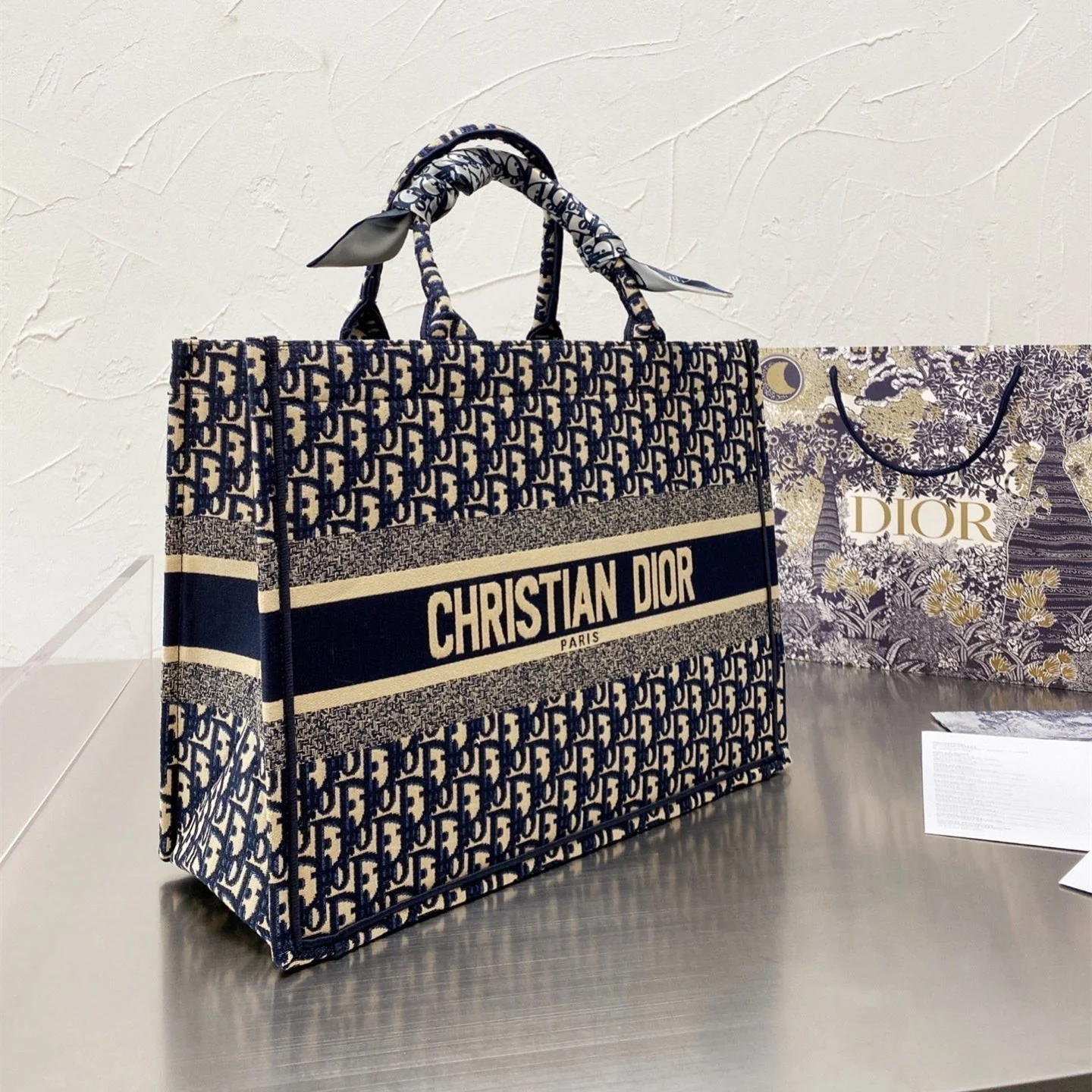 Exquisite leather bags-536