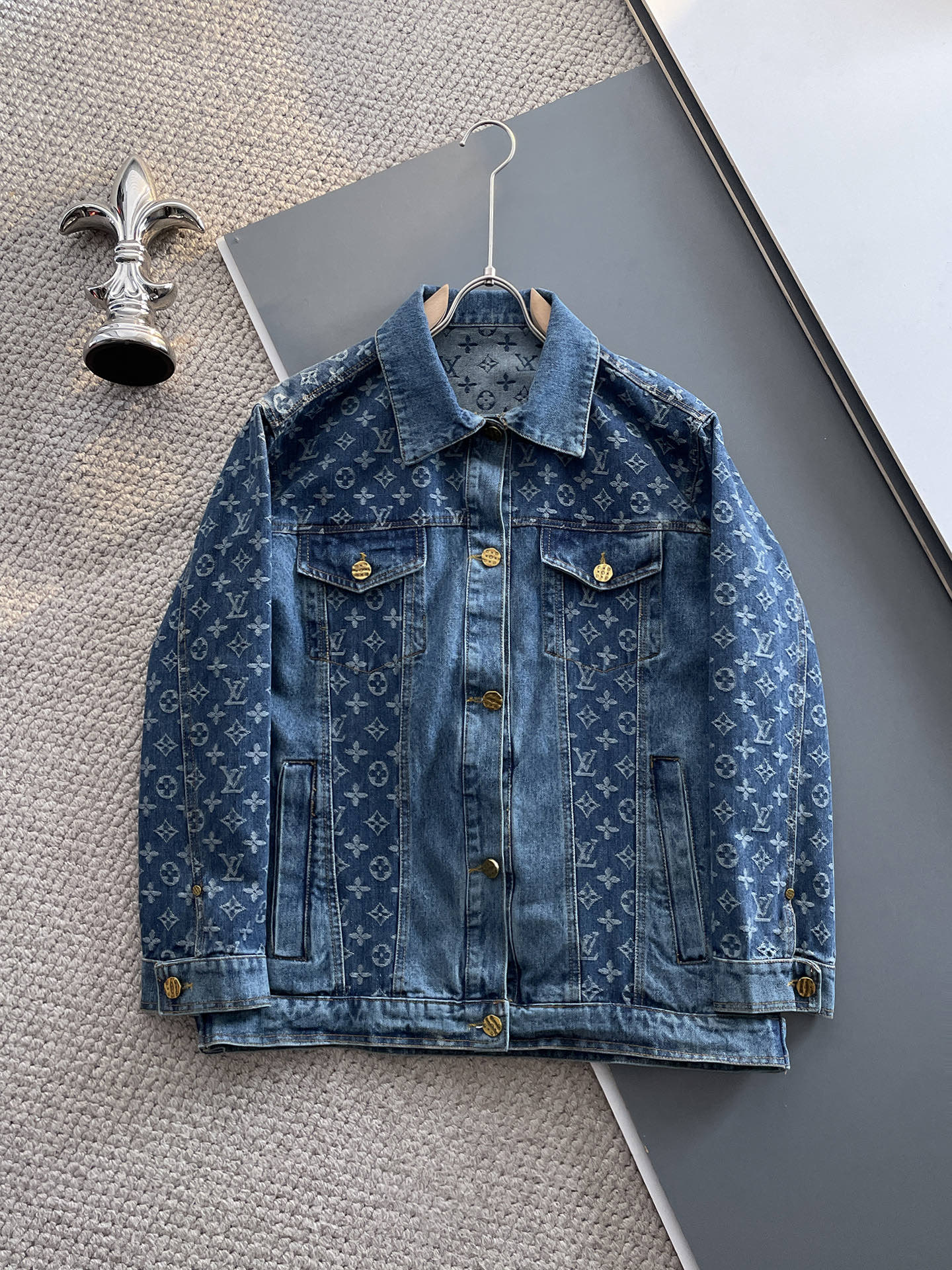 Chic Comfort Jacket-1045