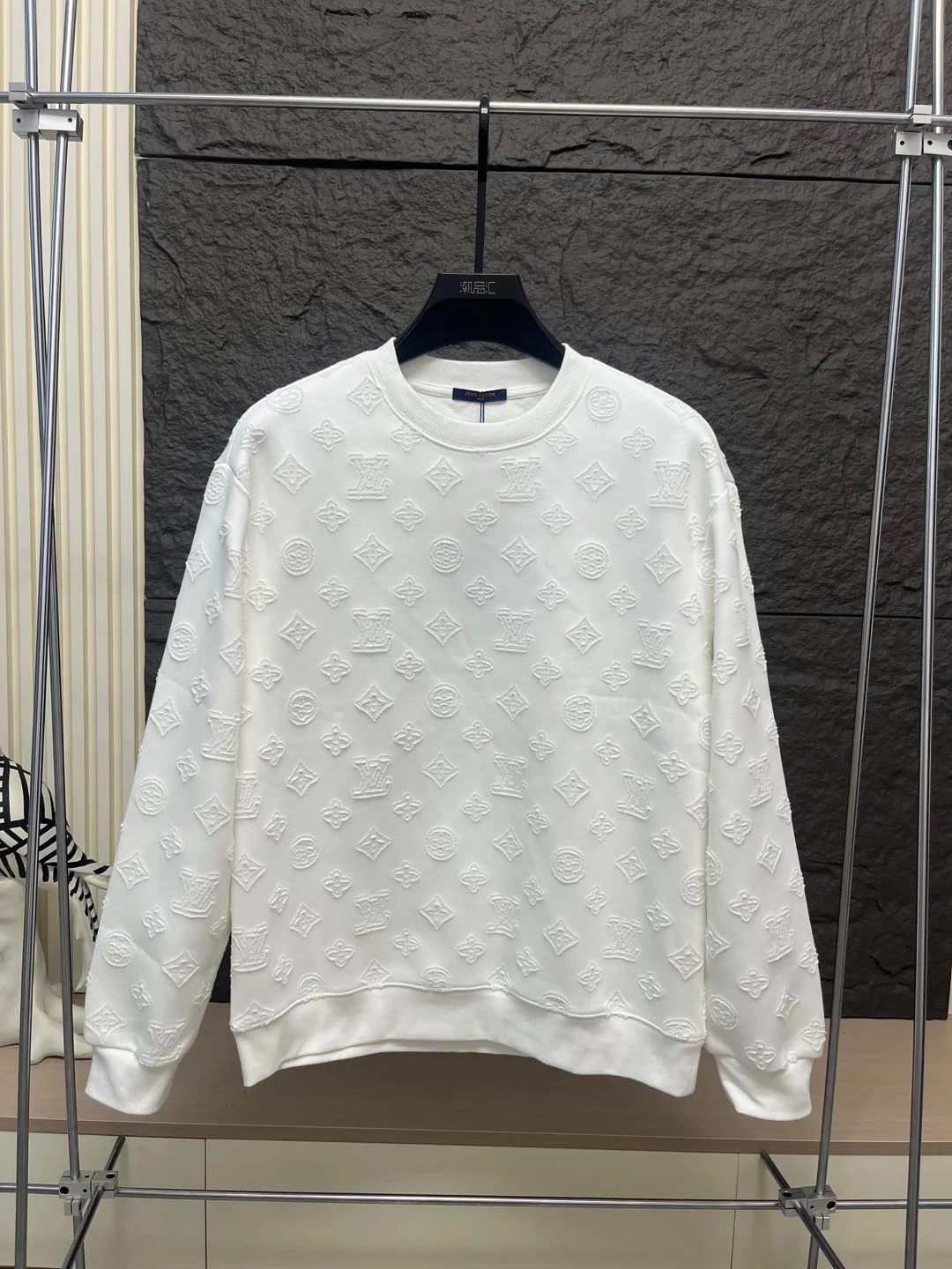 Classic Fashion Sweater-1004