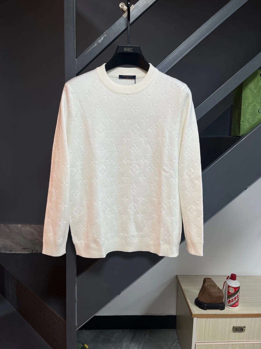Classic Fashion Sweater-1002