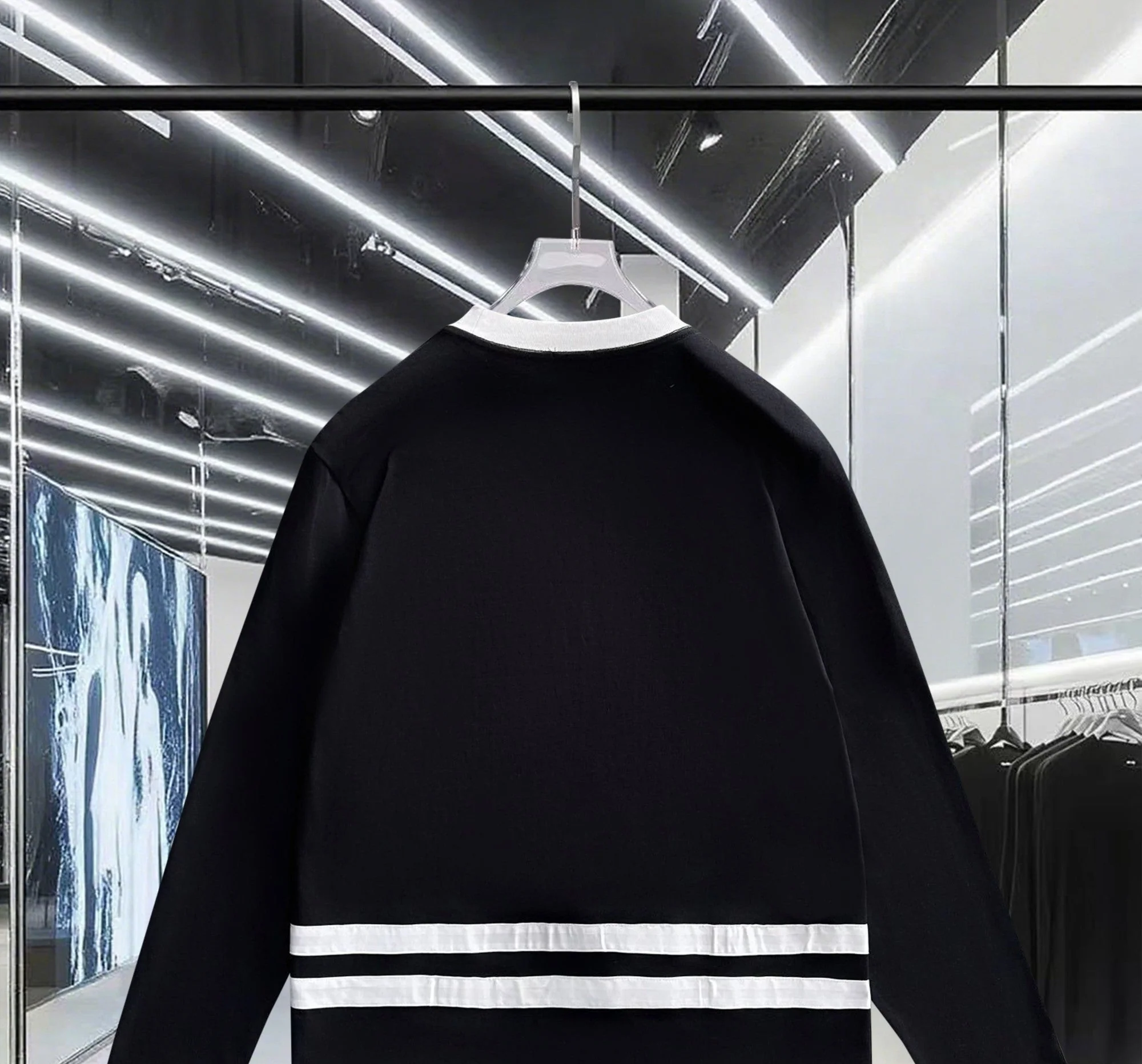 Classic Fashion Sweater-1025