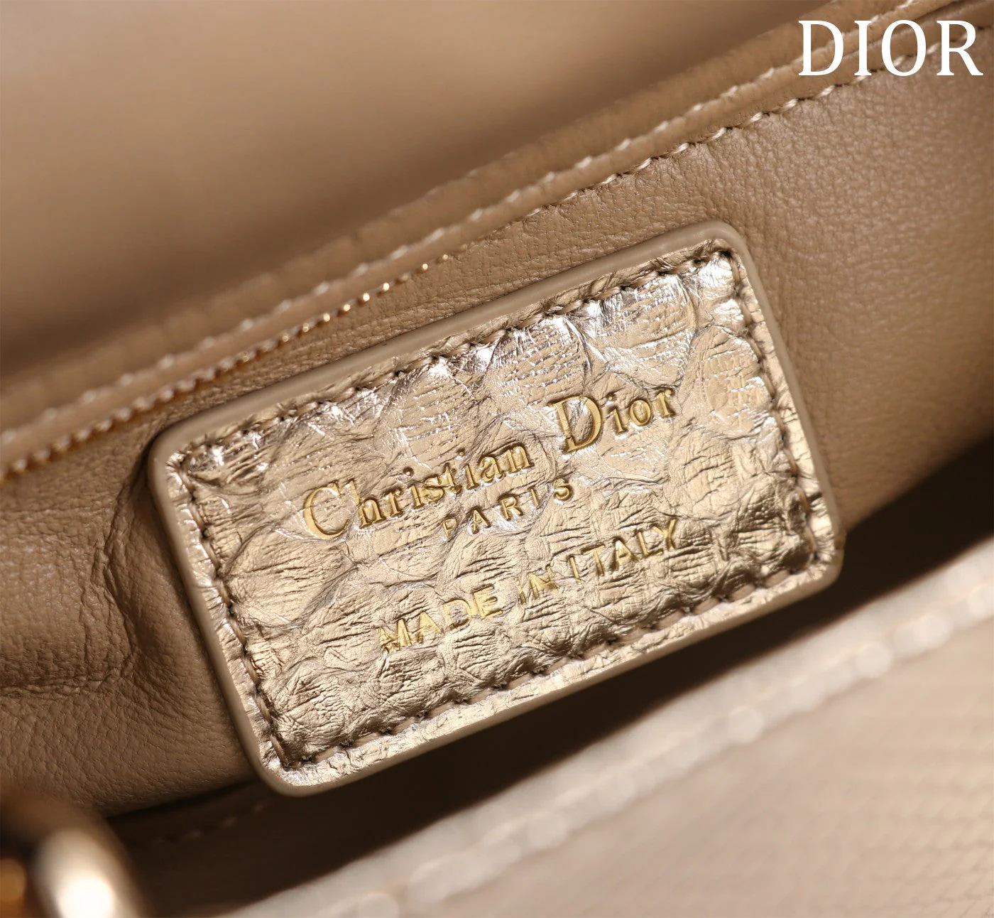 Exquisite leather bags-99