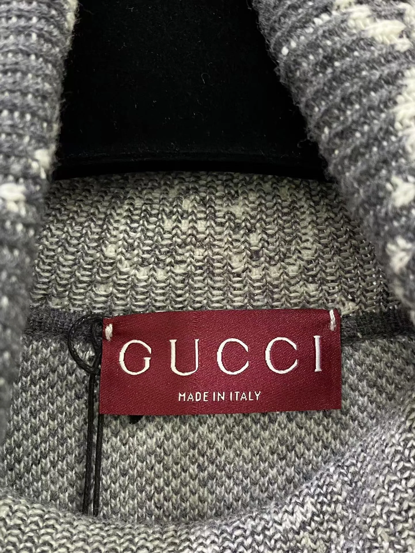 Classic Fashion Sweater-555(Women's）