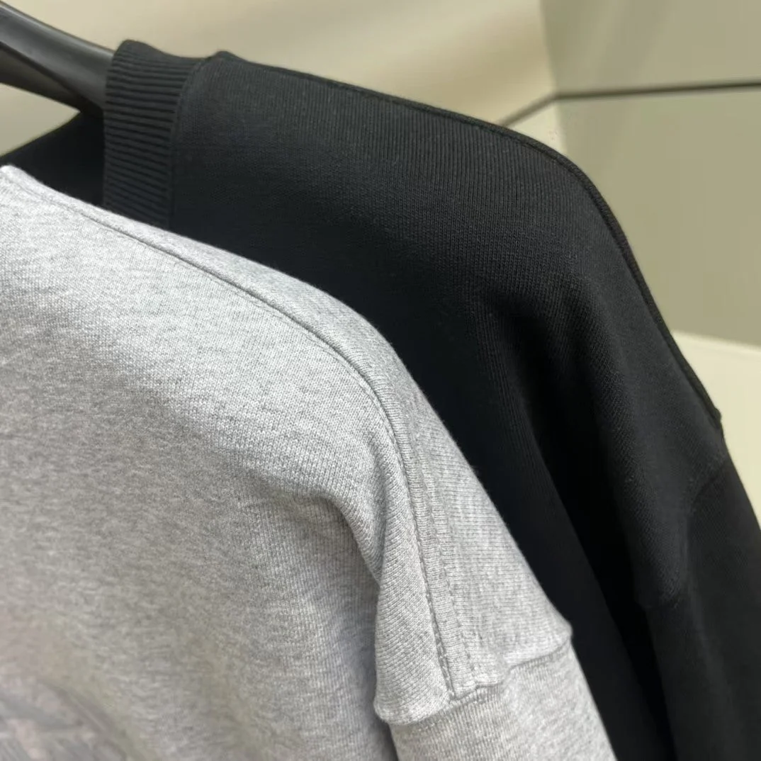 Classic Fit Hoodie-998