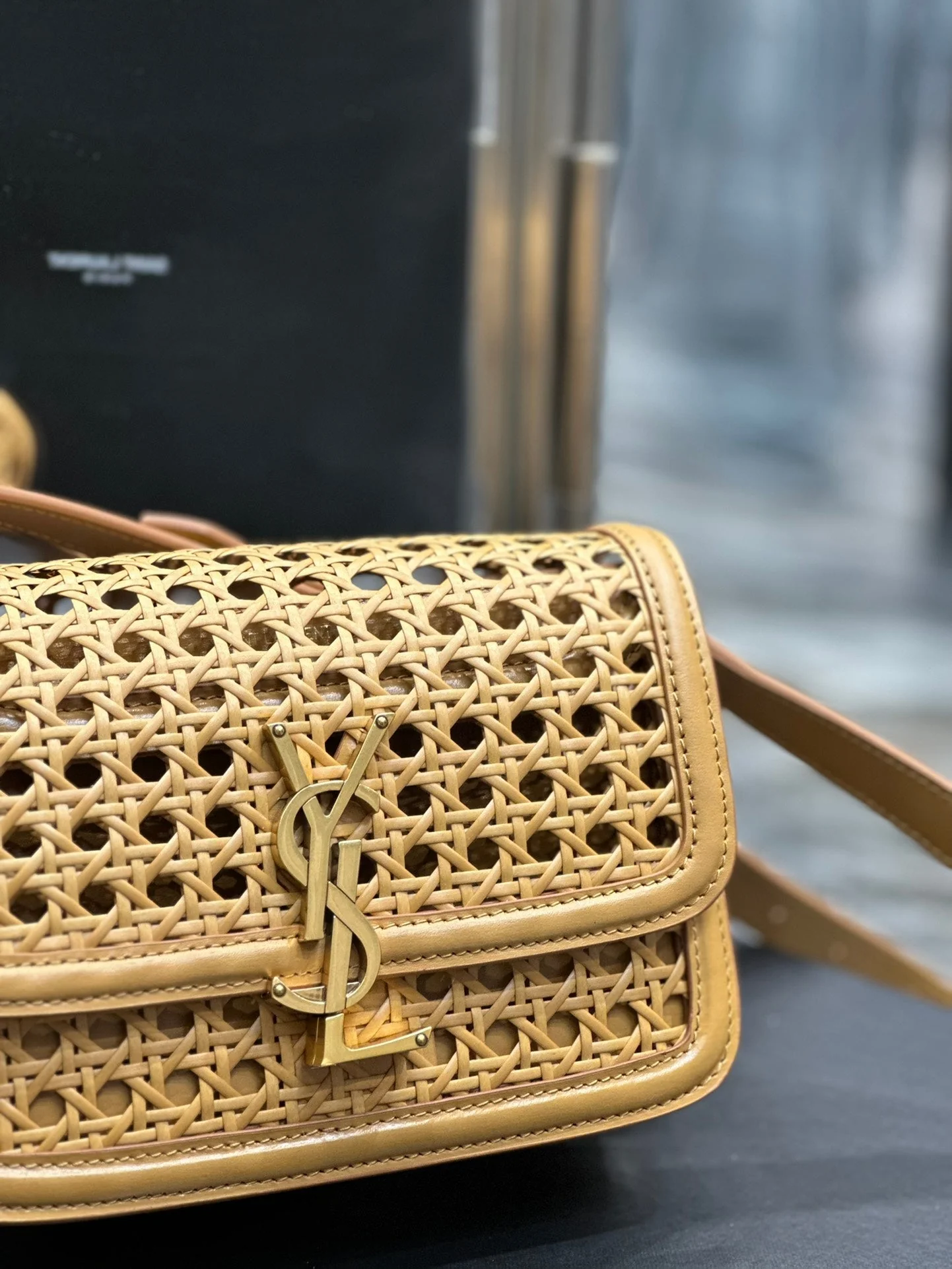 Exquisite leather bags-149