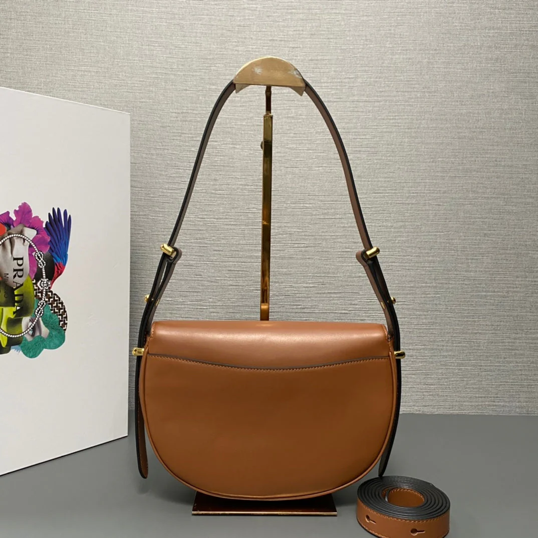 Exquisite leather bags-350