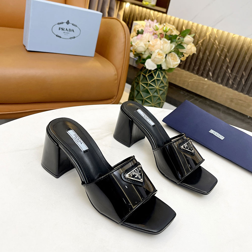 Prada Leather Chunky Sandals Slide Sandal (Replica)