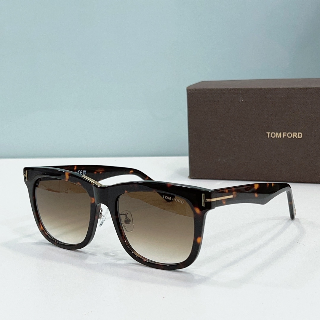 Tom Ford Thick Frame Sunglasses Top Quality(Replica)