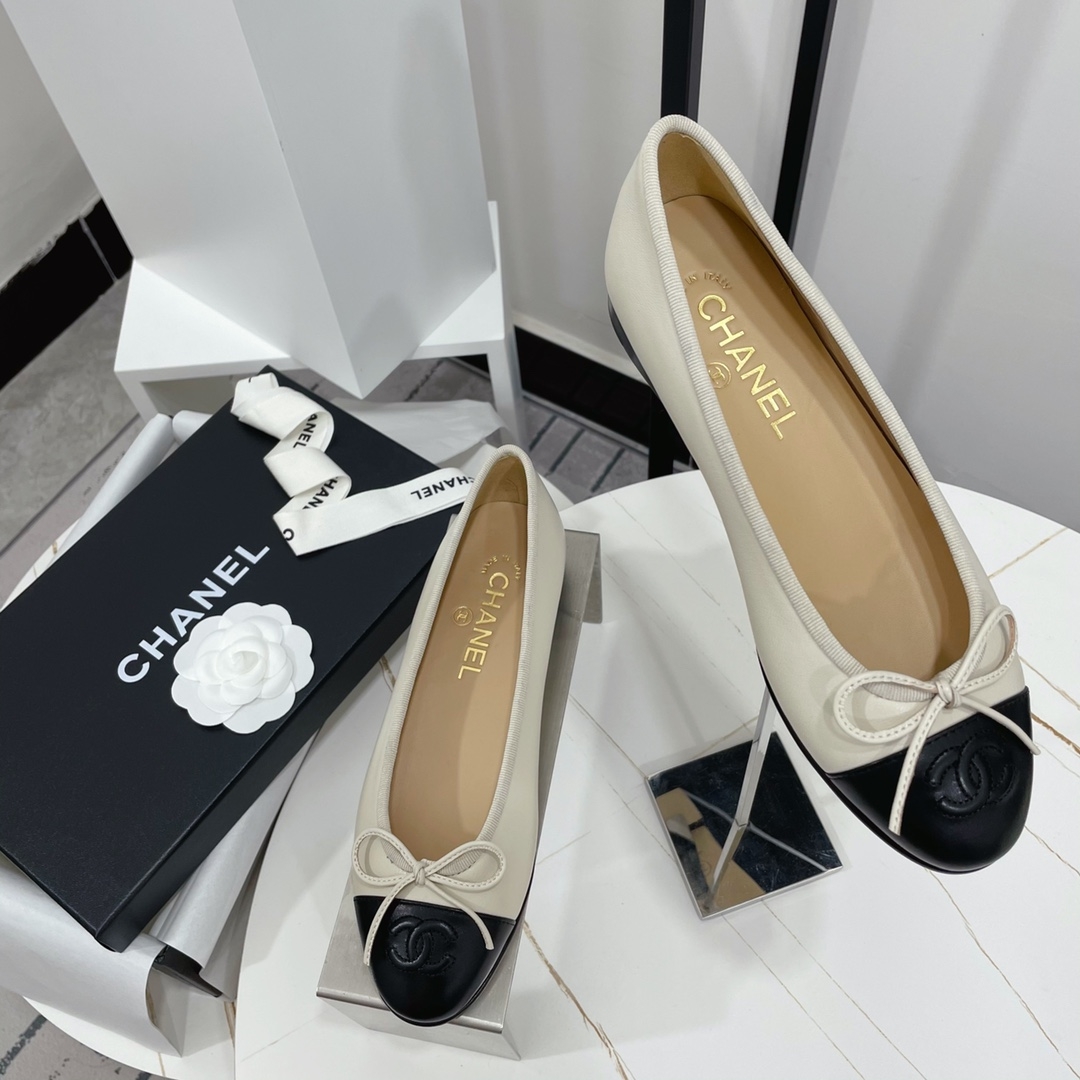 Chanel  Simple casual shoes Sandals Slide(Replica)