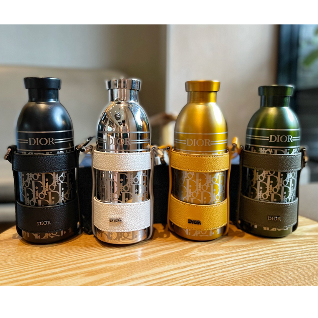 Dior Aqua vacuum cup