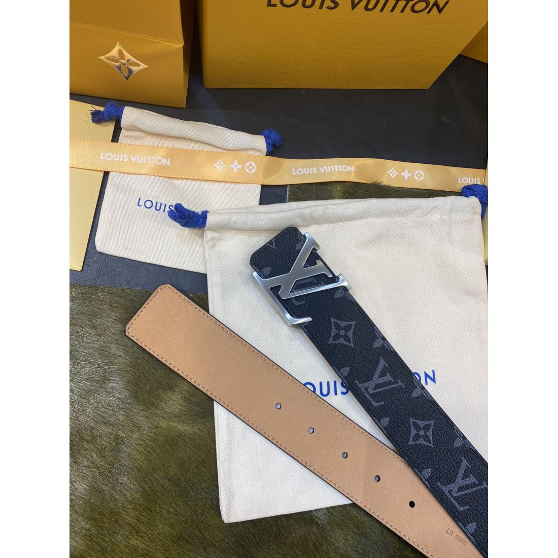 LV Classic Sand Bottom Louis Men's Belt 40 MM