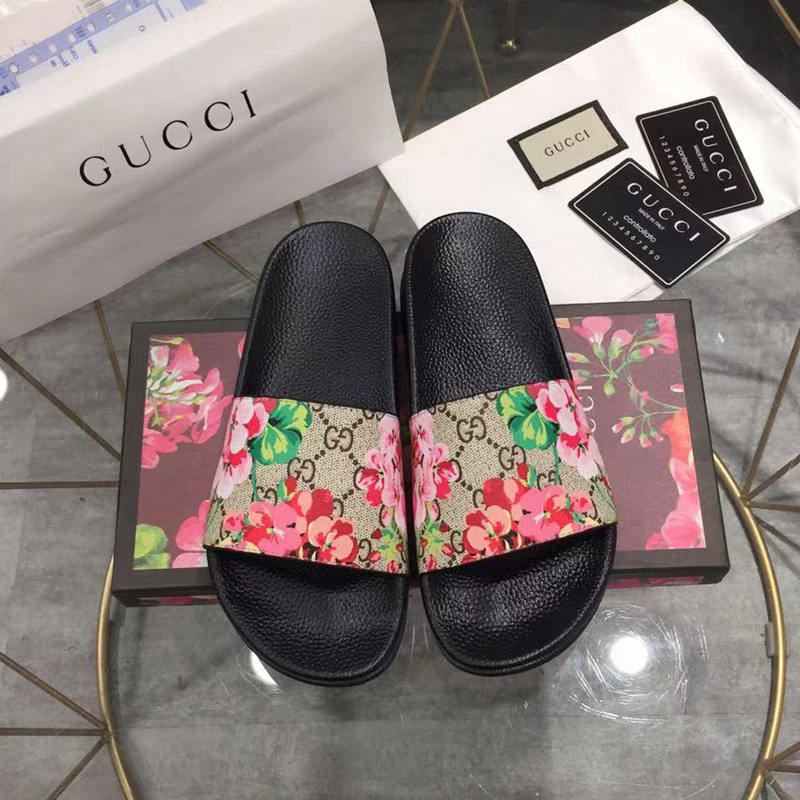 Gucci GG Blooms Supreme Floral Slide Sandal 408508 (Replica)