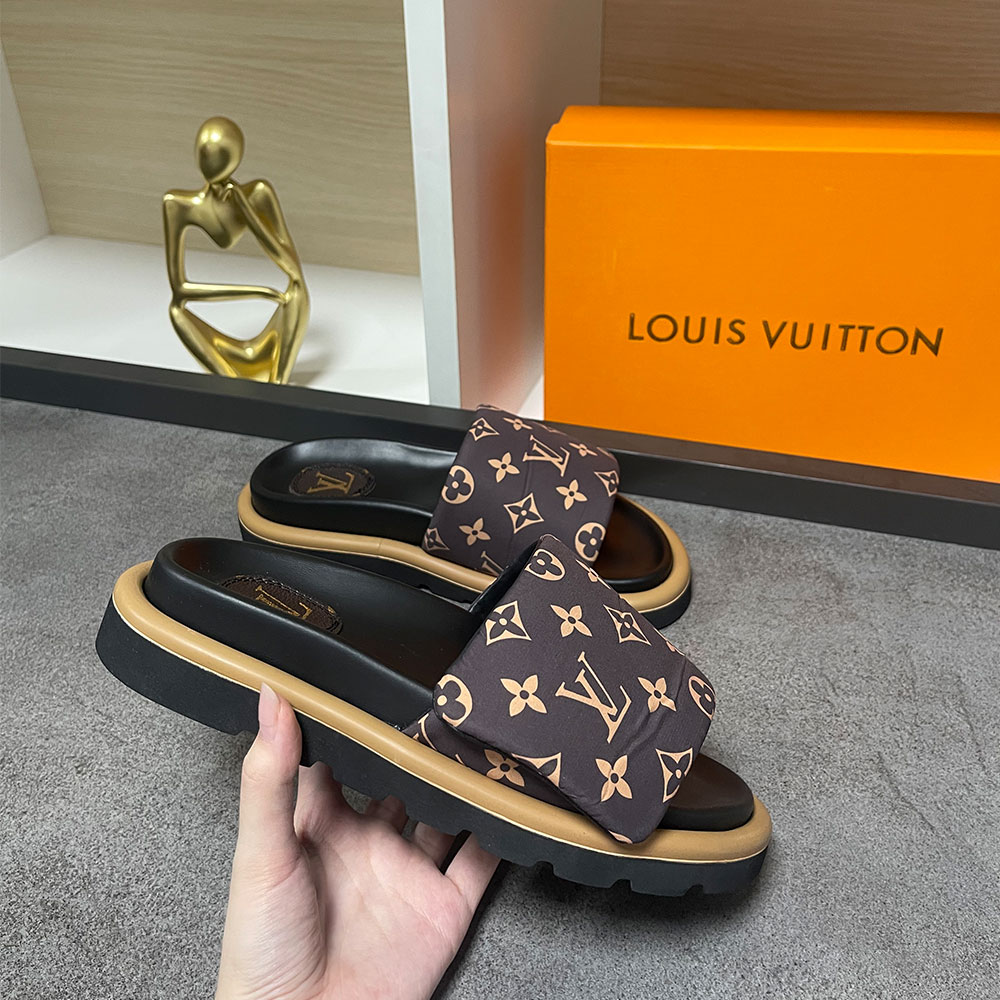 Louis Vuitton LV Pool Pillow Fabric Flat Slide Sandals (Replica)