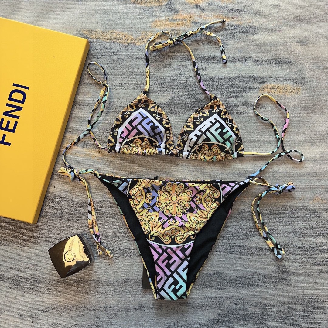 Versace Two-piece Bikini  Swimwear（Replica）