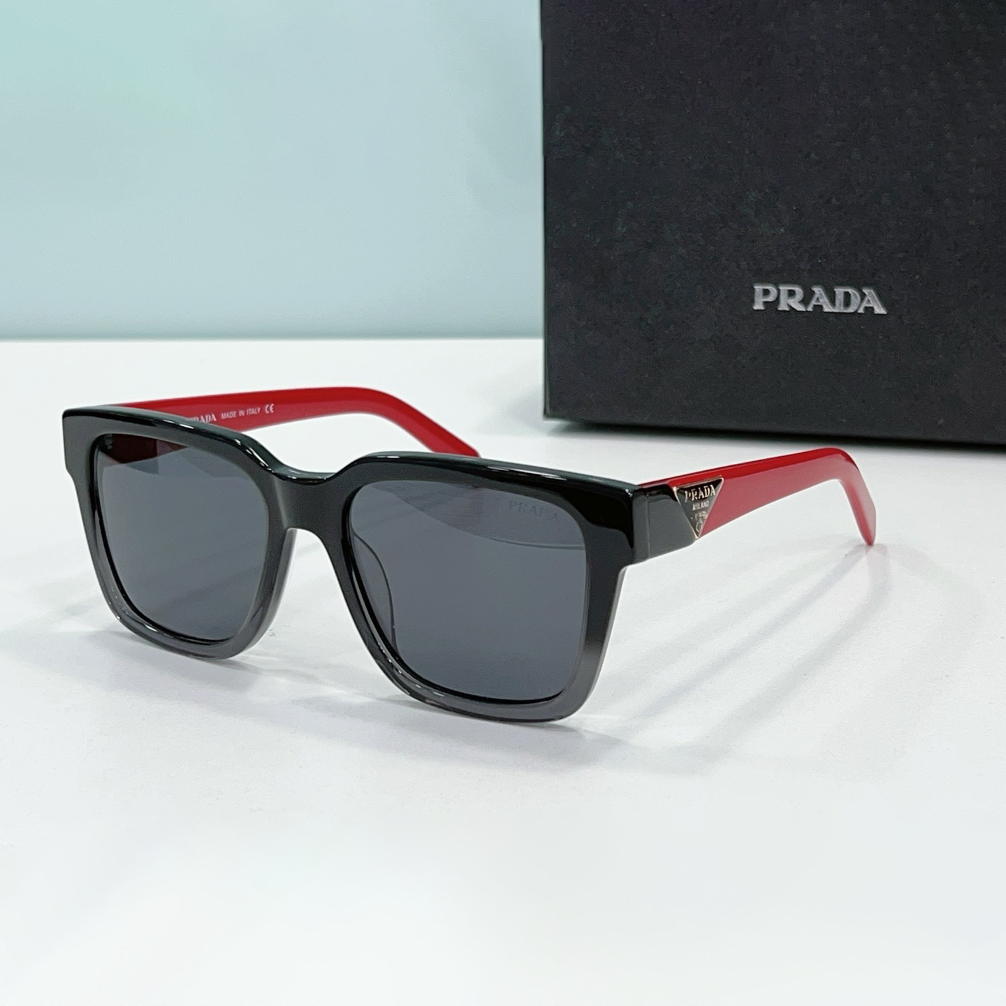 Prada Mirror leg Stereoscopic Sign sunglasses Top quality (Replica)